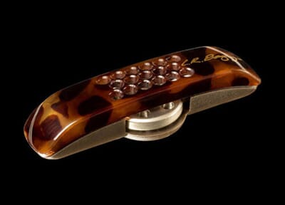 0104021_lr-baggs-lyric (1).jpg