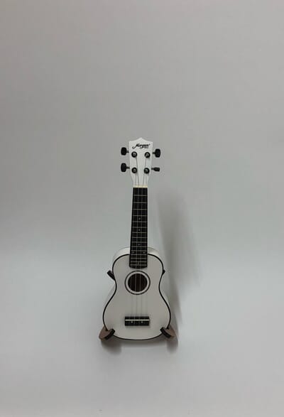 85021 Morgan UK S 100 WH WBAG.jpg